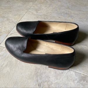 Nisolo smoking shoe in black — size 7 all leather